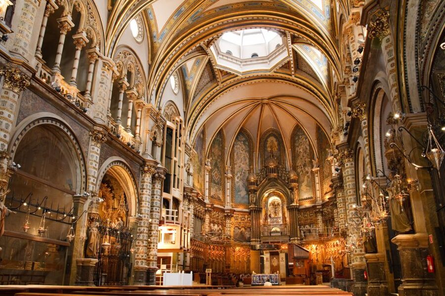Montserrat & Cava Wineries Day Trip from Barcelona w/ Pickup - How the schedule feels over ten hours