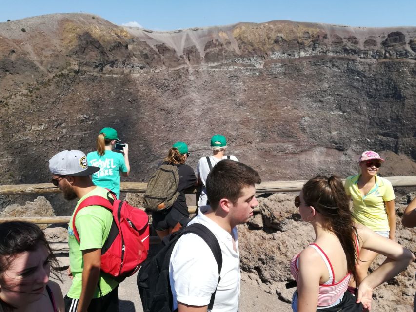 Mount Vesuvius 4-Hour Volcano Tour with Wine Tasting - What the four-hour schedule really includes