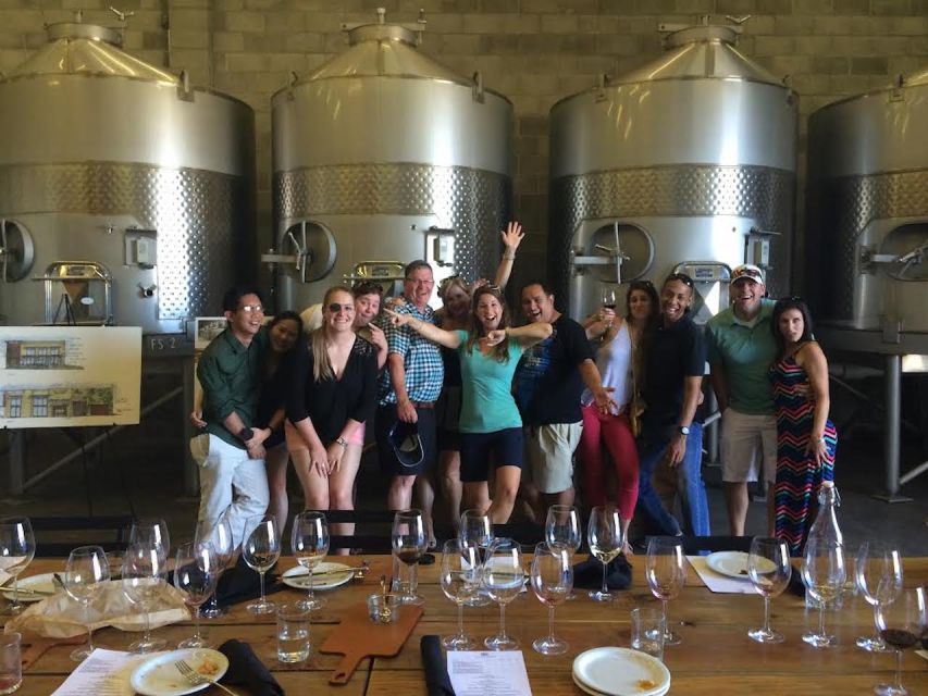 Napa Valley: Guided Wine Tour with Picnic Lunch - Picnic lunch at a winery