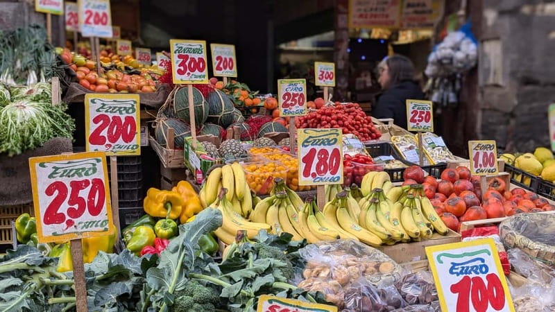Naples: Street Art, Wine and Food Tasting Walking Tour - The Dei Vergini Market in the Morning