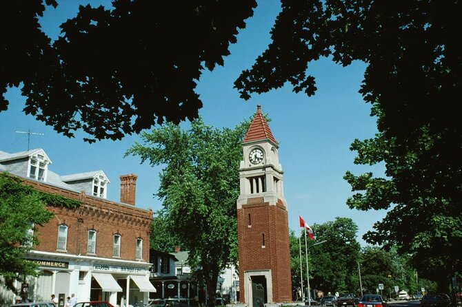 Niagara-on-the-Lake Small Group Wine Tasting Tour - Three Niagara-on-the-Lake wineries in four hours