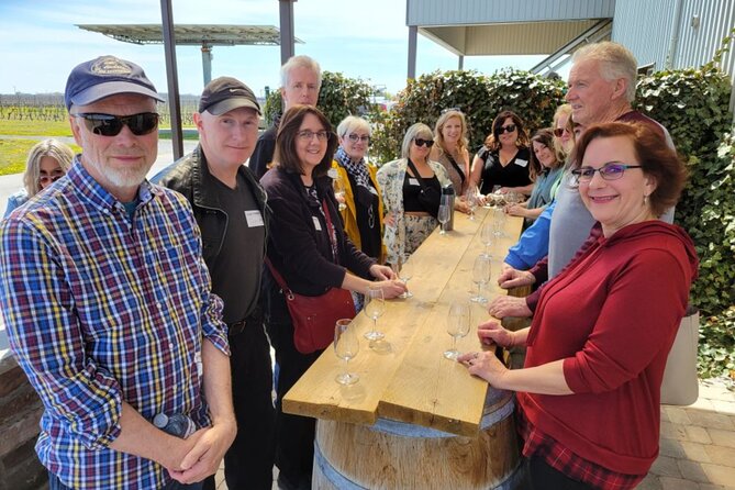 Niagara-on-the-Lake Small Group Wine Tasting Tour - The social side of a small van