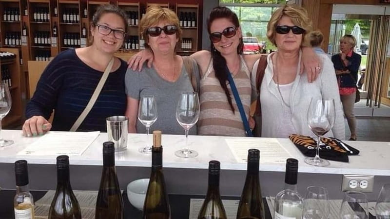 Niagara-on-the-Lake: Wine Tour with Tastings and Lunch - Who will enjoy this wine tour?