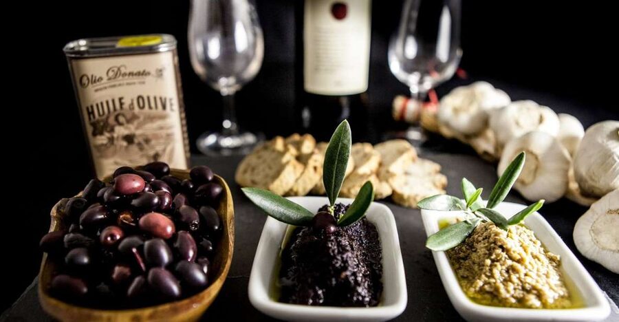 Nice: Guided Food & Wine Walking Tour with Full Meal - What the guides add beyond the food