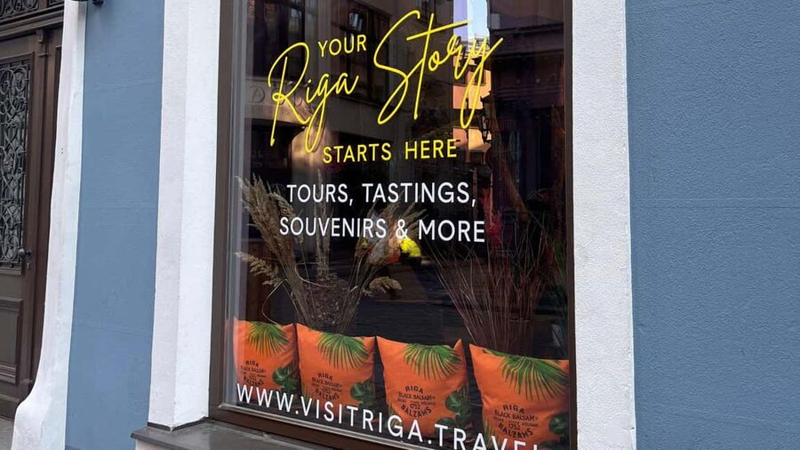 Old Riga Heated E-Bus Tour with Audio Guide & Mulled Wine - The Welcome Drink and Waiting Area
