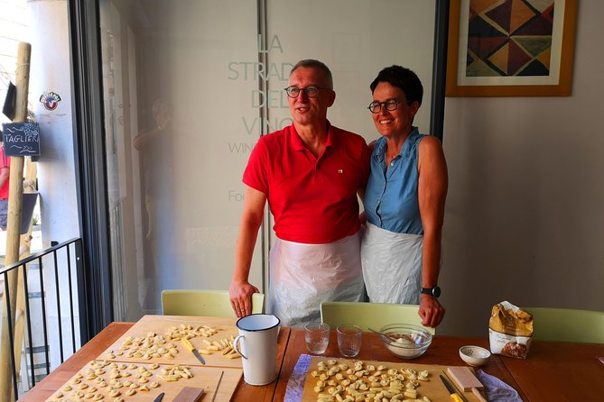 Orecchiette Cooking Class and Wine Pairing in Lecce - What happens from 11 a.m. to lunch