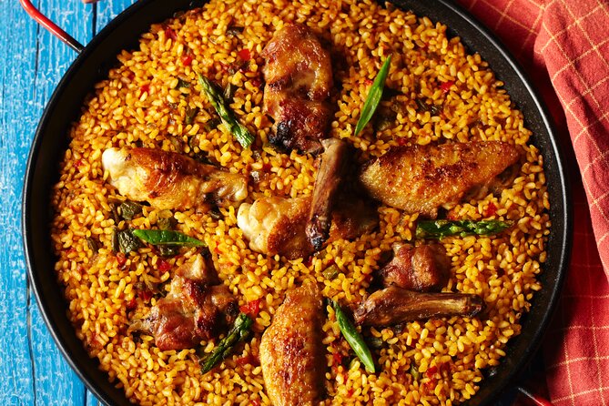 Paella Class & Bottomless Wine: Las Ramblas Views - A relaxed class for beginners and serious home cooks