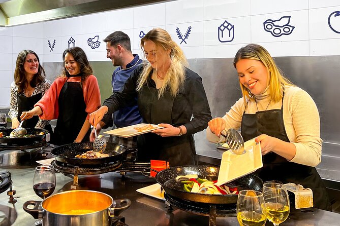 Paella Cooking Class, Wine Tasting & Central Market in Valencia - Shopping at Central Market