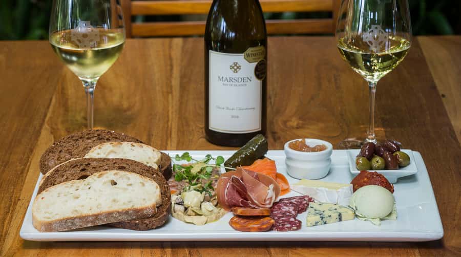 Paihia or Kerikeri: Wine, Spirit, & Craft Beer Tour - Why this four-hour tasting tour works