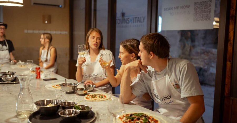 Palermo: Pizza and Gelato Cooking Class with Dinner and Wine - What could be better