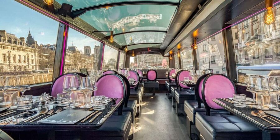 Paris: Bus Toqué Tour with 5-Course Dinner and Champagne - Why this Paris dinner bus works so well at night