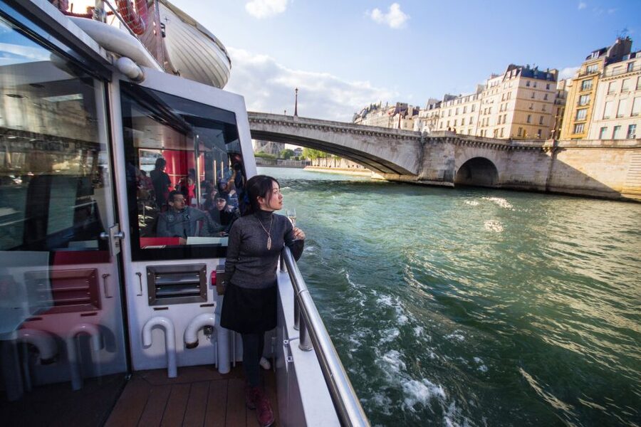 Paris: Champagne Tasting Cruise Departure from Eiffel Tower - Who will enjoy this Seine tasting?