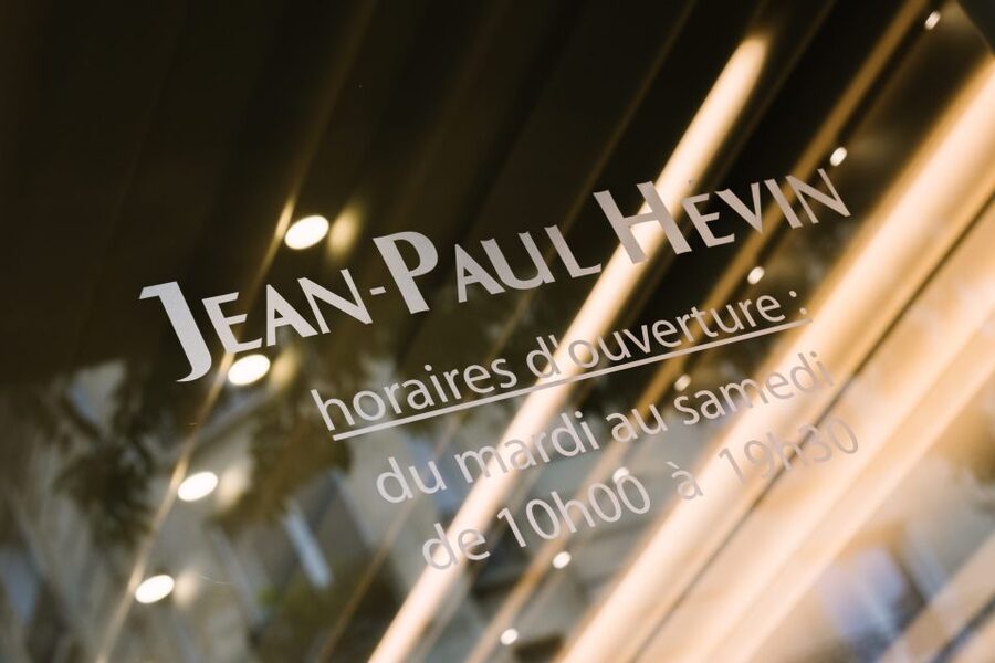 Paris Culinary Tour: 11 Tastings & 2 Wines in Le Marais - Chocolate and macarons with a master craftsman