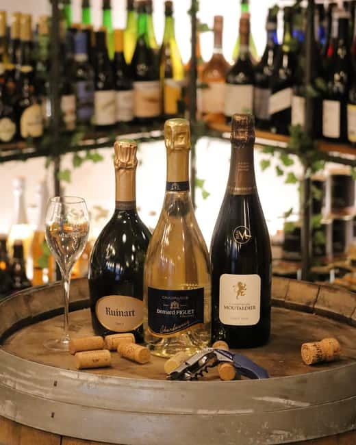 Paris: French wine tasting with cheeses and charcuterie - What you will learn about French wine