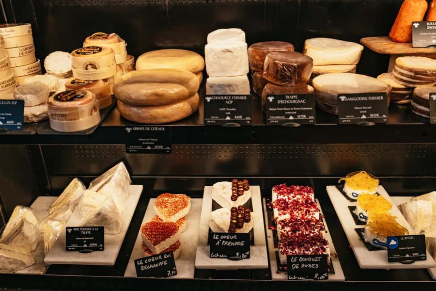 Paris: Gourmet Food Tour with Over 10 Tastings and Wine - Who should book this experience?