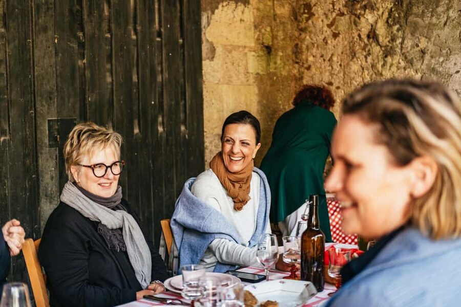 Paris: Loire Valley Chambord Castle, Wine Tasting & Lunch - Who gets the best value from the $345 price