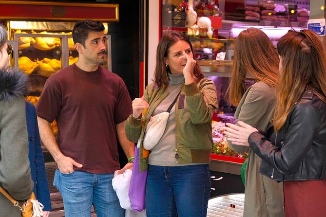 Paris Montmartre Food & Wine Tour with Eating Europe - Bean-to-bar chocolate and citrus sweets