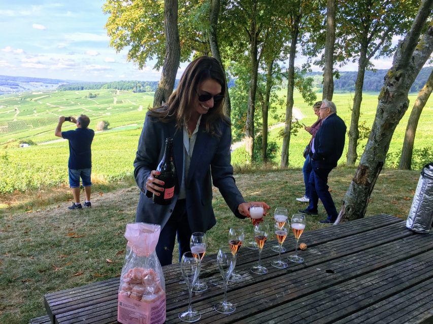 Paris: Private Day Trip to Champagne with 8 Tastings & Lunch - A masterclass that makes the tastings useful