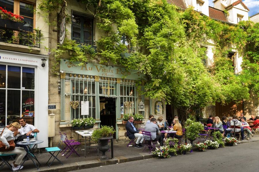 Paris: Private Food and Wine Tour in Le Marais - Le Sancerre and the first French plate
