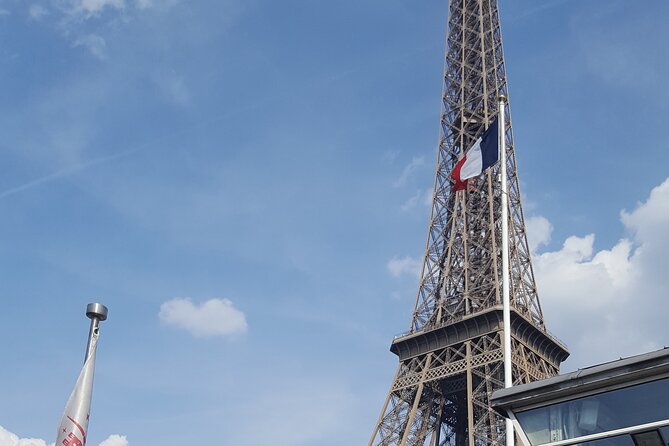 Paris Seine River Champagne Tasting Cruise - Who will enjoy this cruise most