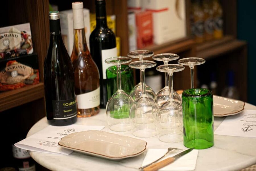 Paris: Tasting of 3 Wine and 3 Cheese - Key points to know before booking