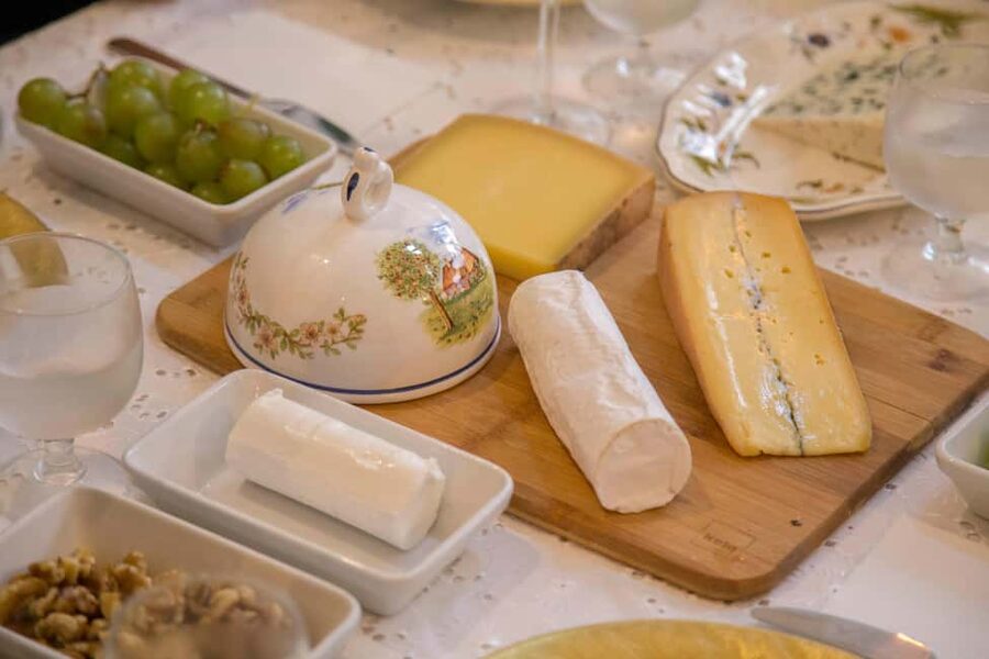 Paris: Wine and Cheese Tasting with a Chef Sommelier - Why Mouffetard is a good setting