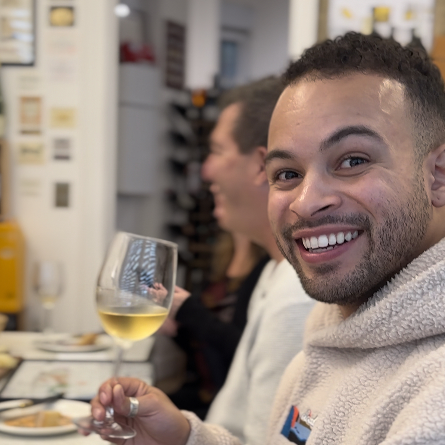 Paris: Wine Tasting Experience with 6 Wines and Cheese Board - Six French wines in one Paris sitting