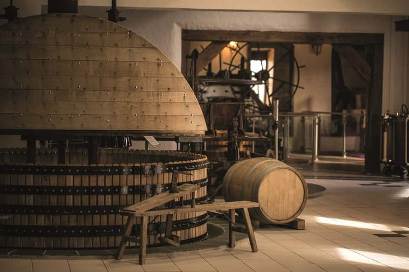 Passy-Grigny: Chocolate and Champagne Tasting Tour - A village Champagne house with a clear sense of place