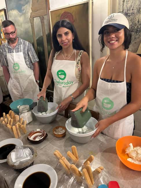 Pasta and tiramisù Cooking class with Wine at Piazza Navona - Why the teaching style matters
