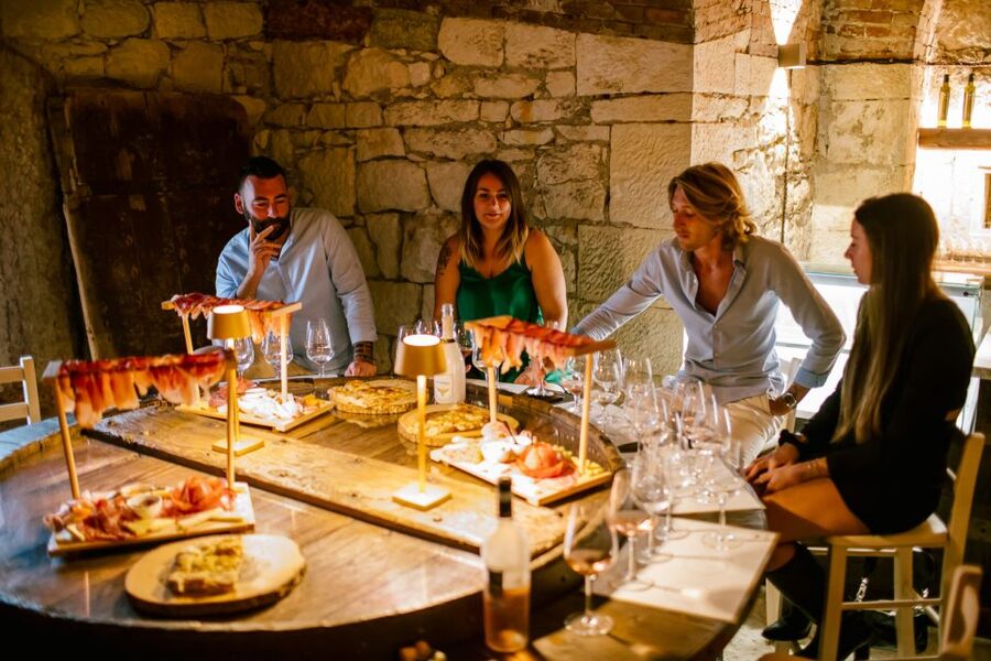 Pastrengo: Lake Garda Wine & Food Tasting in Historic Fort - Language, food needs, and accessibility