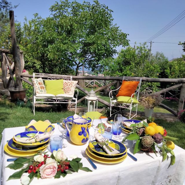 Piano di Sorrento: Cooking Class with Food Tasting and Wine - Making pasta with an Italian family