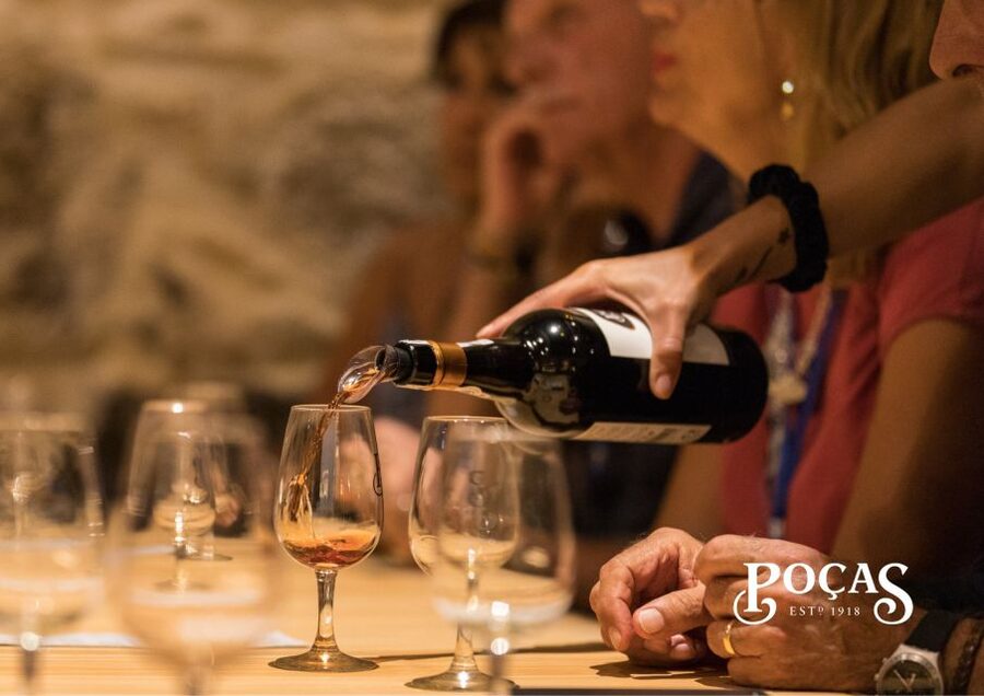 Poças: Guided Tour & Port Wine Tasting with Pastel de Nata - From the barrels to the tasting room
