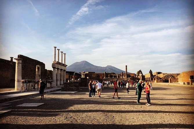 Pompeii & Vesuvius with Lunch & Wine Tasting from Positano - What $324.64 means in practical value