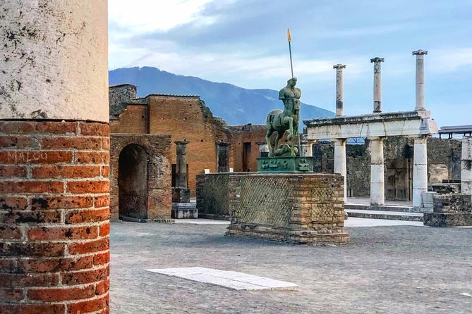Pompeii & Vesuvius with Lunch & Wine Tasting from Positano - Who will enjoy this day most