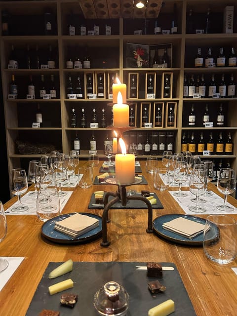 Port Wine class with 3 or 5 Port tasting and pairings - A Port lesson in the heart of Porto
