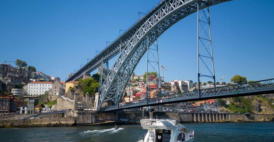 Porto: 6 Bridges Port Wine River Cruise with 4 Tastings - Starting at Douro Marina in Afurada