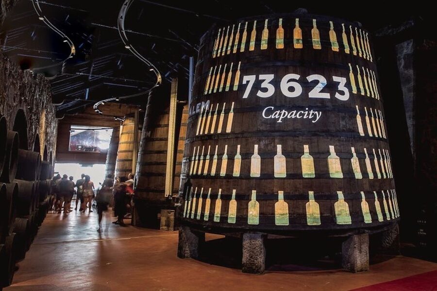 Porto: Cálem Cellar Tour, Interactive Museum & Wine Tasting - How much time should you allow?