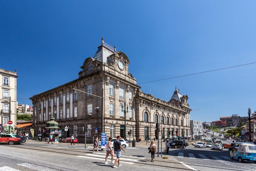 Porto: City Train Tour, River Cruise & Wine Cellar - Inside Real Companhia Velha’s old cellars
