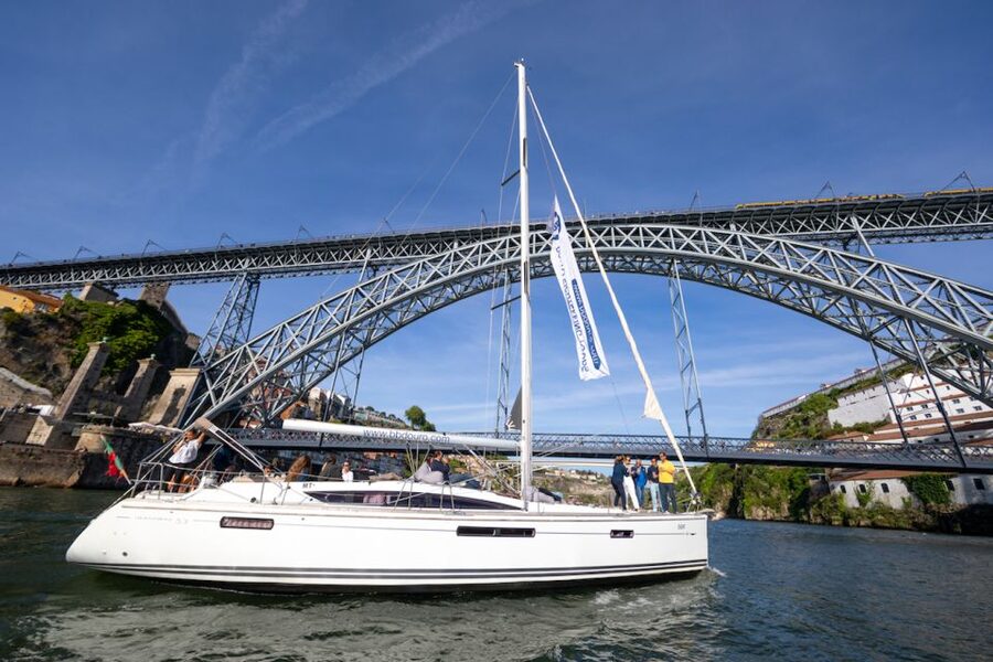 Porto: Daytime or Sunset Douro River Cruise With Port Wine - Alfândega, Ribeira, and Miragaia