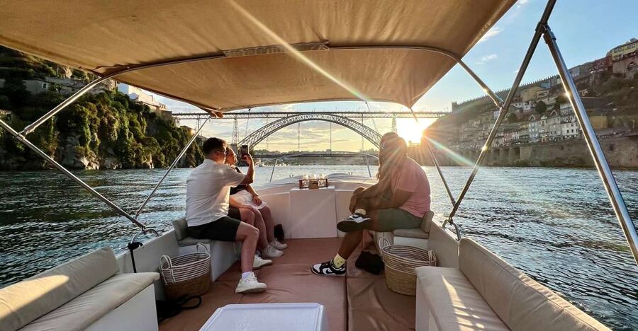 Porto: Douro River Boat Cruise with Port Wine Tasting - Why seeing Porto from the Douro changes the city
