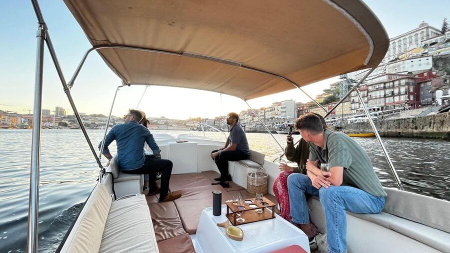 Porto: Douro River Boat Cruise with Port Wine Tasting - What the $47 price really covers