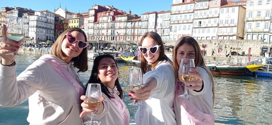 Porto: Douro River Boat Tour w/ Portuguese Wines & Tasting - Should You Book the Douro River Boat Tour?