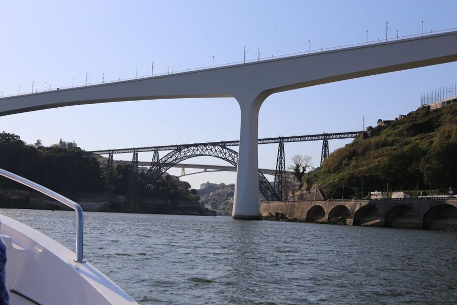 Porto: Douro River Cruise w/ Portuguese Wines & Local Host - Reaching the Douro’s meeting point with the Atlantic