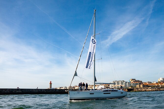 Porto Douro River Cruise With Port Wine - Daytime or Sunset - Heading upriver past Porto and Gaia