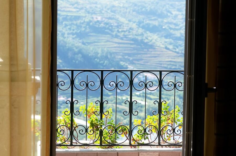 Porto: Douro Valley Tour with Wine Tasting, Cruise and Lunch - Is $76 a fair price?