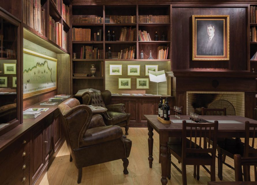 Porto: Graham's Port Lodge Tour & Vintage Room Wine Tasting - Key points to know before you book