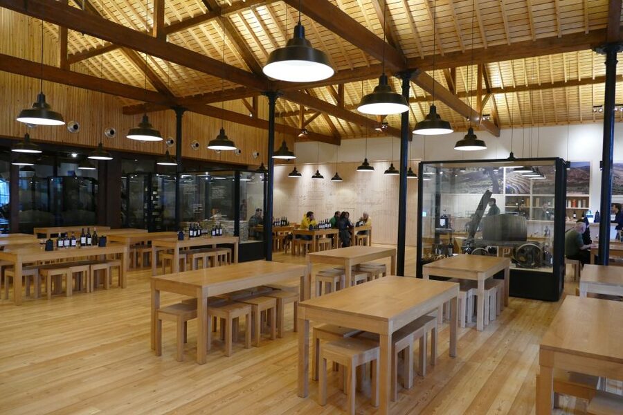 Porto: Graham's Port Lodge Tour with Premium Wine Tastings - The tasting: three Ports and three pairings