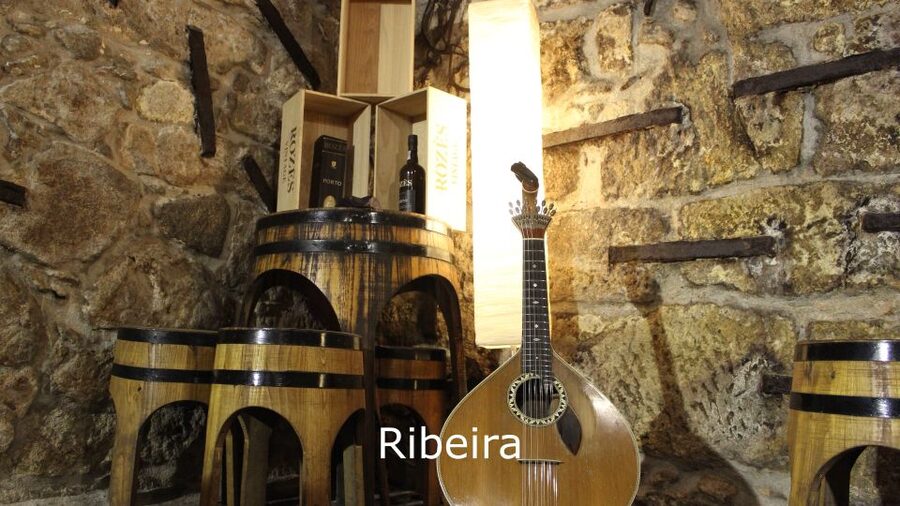 Porto: Live Fado Show with Glass of Port Wine - Should you book this Porto fado experience?