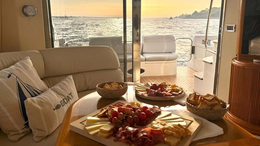 Porto: Luxury 6 Bridges Yacht Cruise with Wine & Snacks - Is $64 good value?