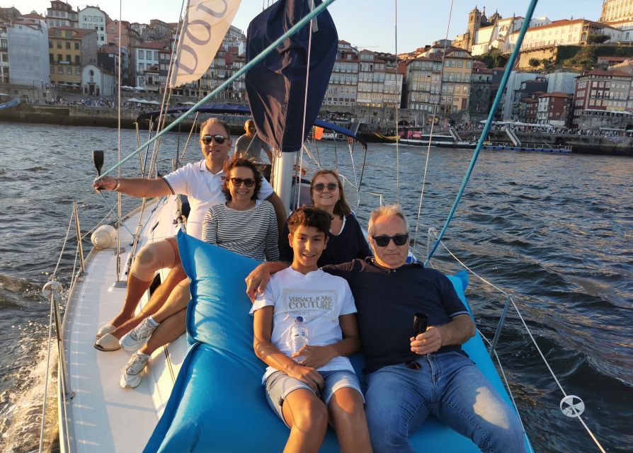 Porto: Private Douro River Charming Cruise w/wine tasting - Wine, music, and the mood onboard